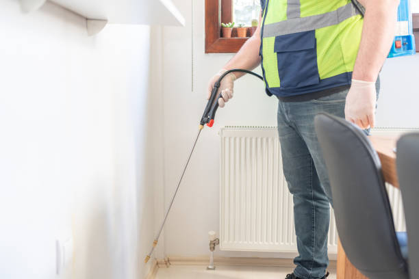 Best Flea Control Services  in Aust, IN